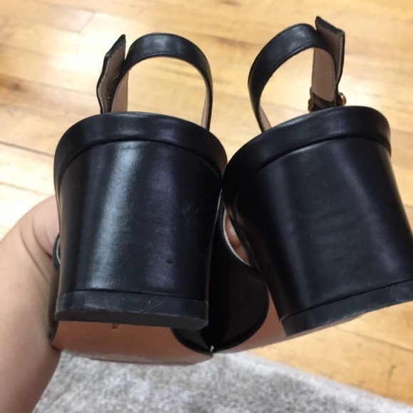 EUC 9Aaa Ferragamo SlingBack kitten heel pumps - Picture 7 of 8